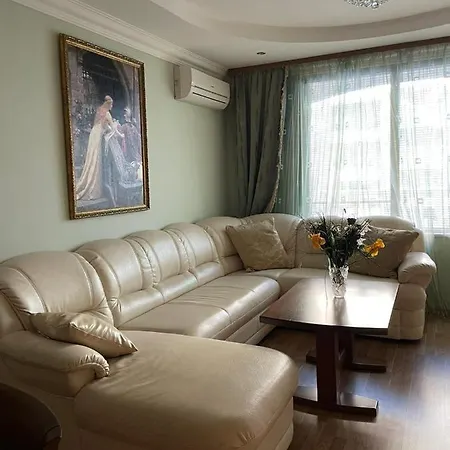 Просторная Квартира, В Комплексе С Бассейном * Burgas