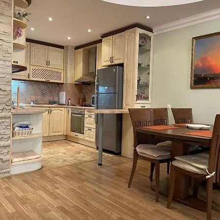 Просторная Квартира, В Комплексе С Бассейном Apartamento *